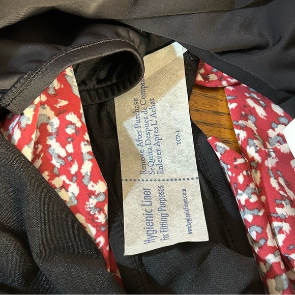 NEW Penbrooke Plus Sz 22W Swimsuit Split Dress One Piece Red Black Tummy Control - Picture 8 of 13